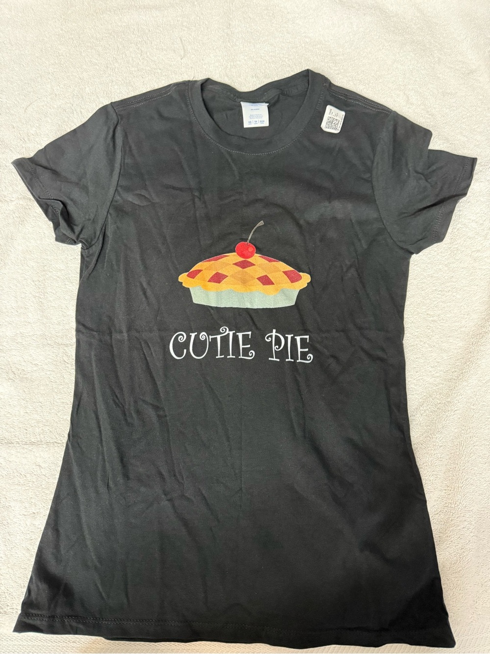 Cutie Pie Graphic Tee - Black Short Sleeve